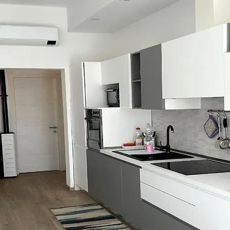 With Sea View And Air Conditioning * Andora