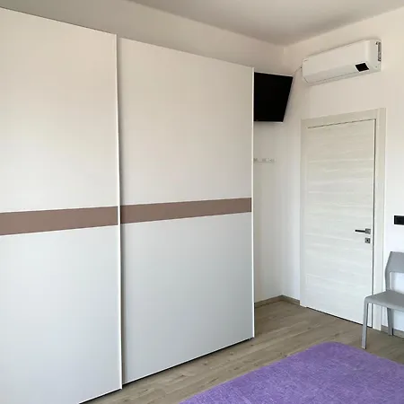 With Sea View And Air Conditioning Апартаменты