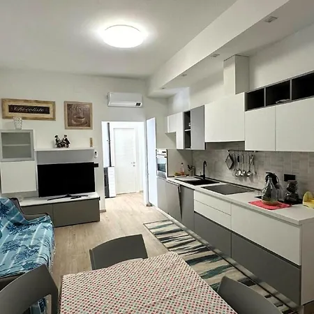 With Sea View And Air Conditioning Апартаменты