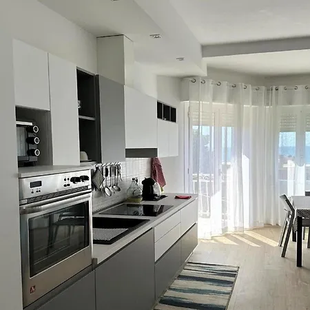 With Sea View And Air Conditioning Апартаменты