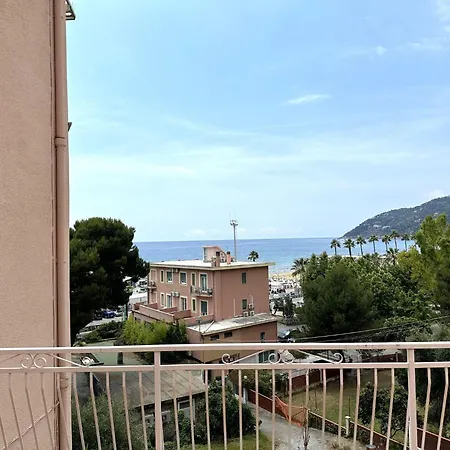 With Sea View And Air Conditioning Апартаменты