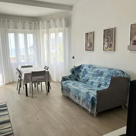With Sea View And Air Conditioning Апартаменты