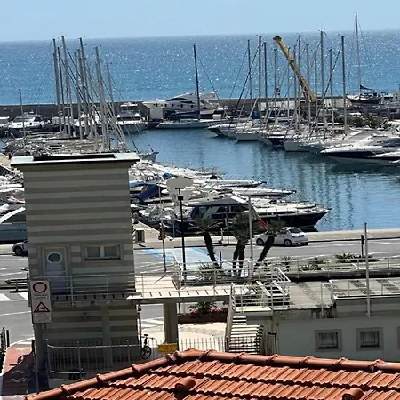 With Sea View And Air Conditioning * Andora